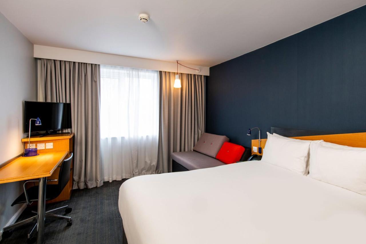 Holiday Inn Express Droitwich Spa By Ihg Exteriör bild