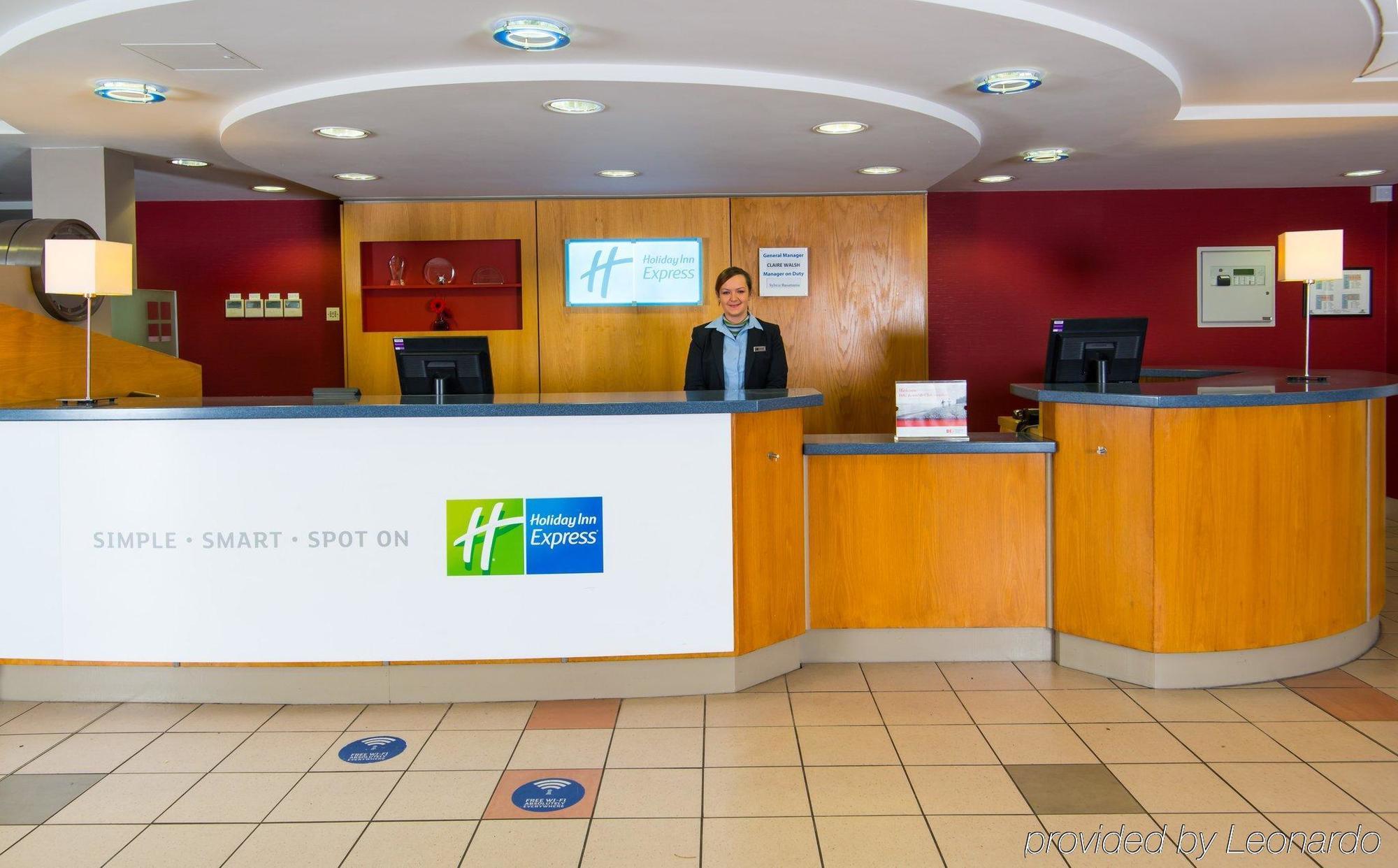 Holiday Inn Express Droitwich Spa By Ihg Exteriör bild