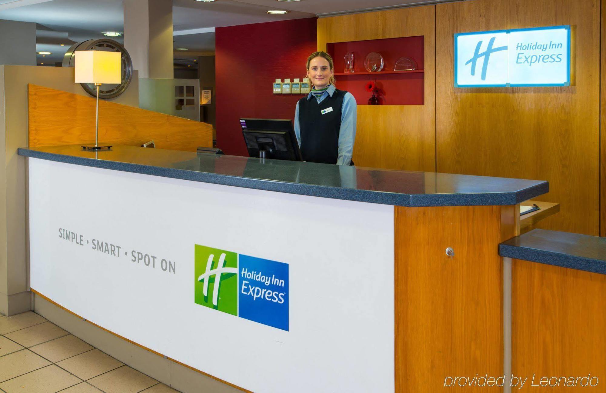 Holiday Inn Express Droitwich Spa By Ihg Exteriör bild