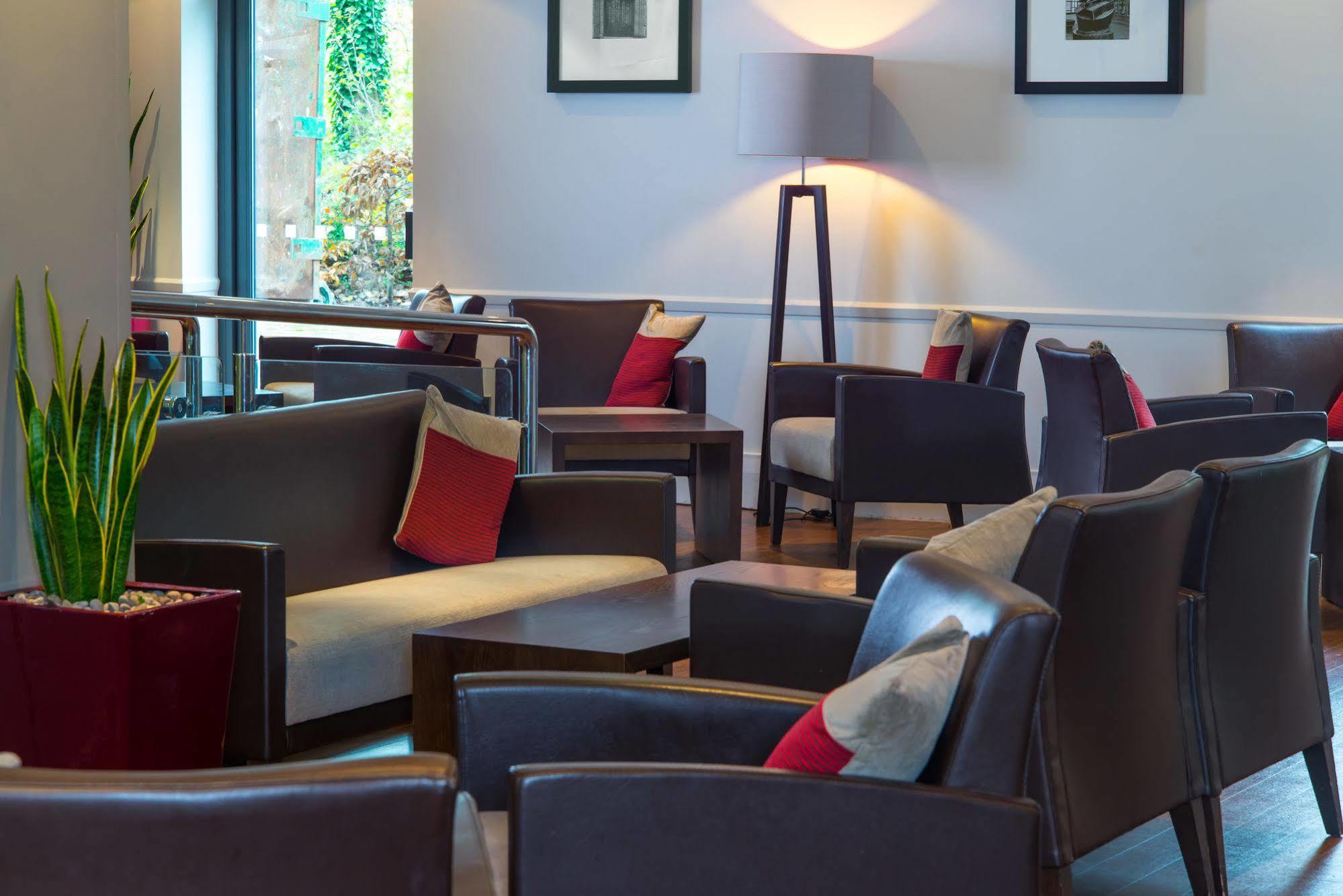 Holiday Inn Express Droitwich Spa By Ihg Exteriör bild