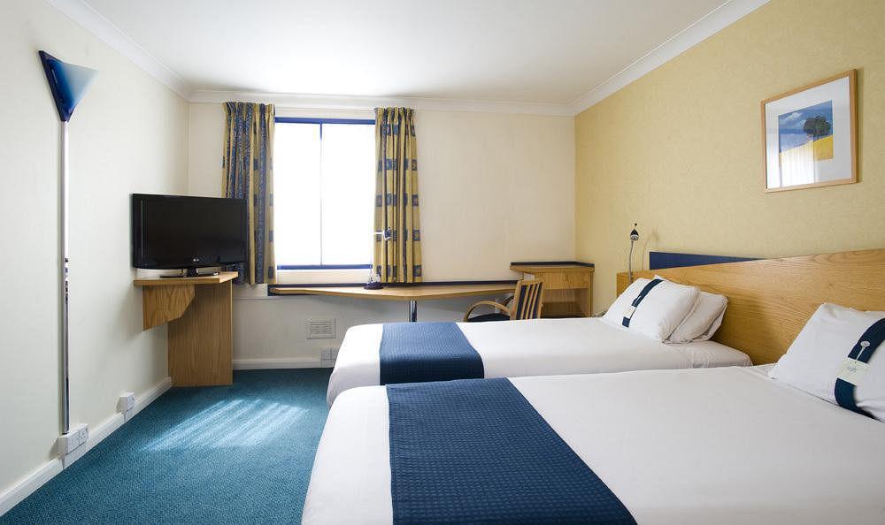 Holiday Inn Express Droitwich Spa By Ihg Rum bild