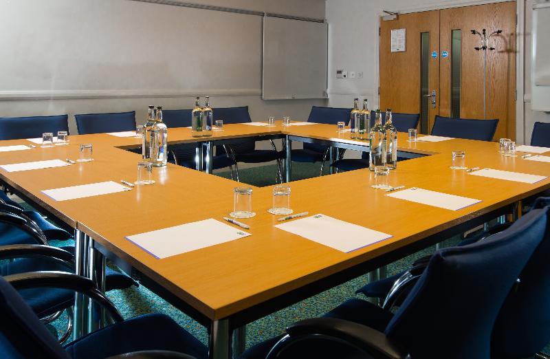 Holiday Inn Express Droitwich Spa By Ihg Exteriör bild